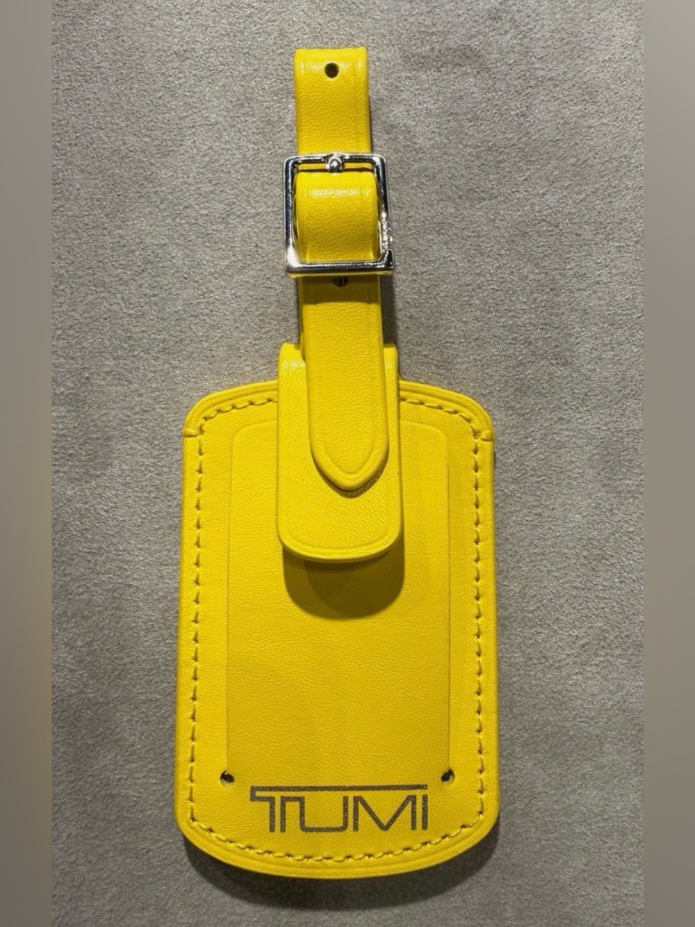 NEW Tumi 3.625” x 2.25” Leather Luggage Name Tag w/ Buckle - FINCH YELLOW